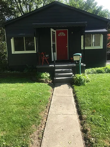 352 E Maxlow Ave Photo 1