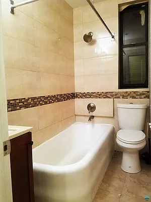 Rented by EXR | media 15