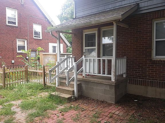 5th image of 1457 Huguelet St