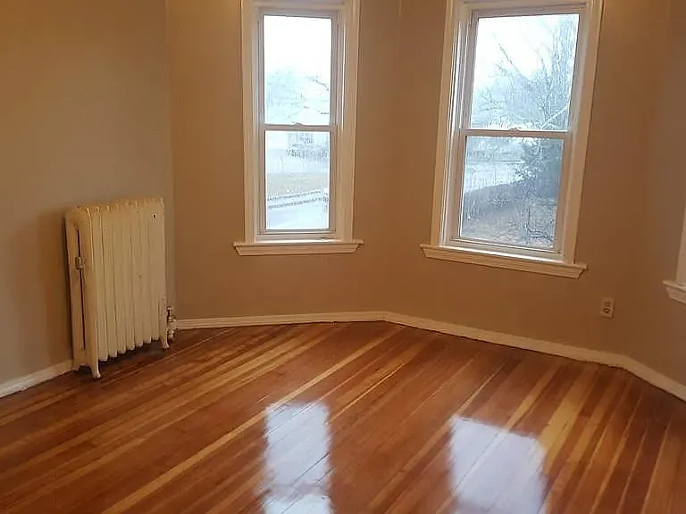 26 Richmond St #2 — Photo 6