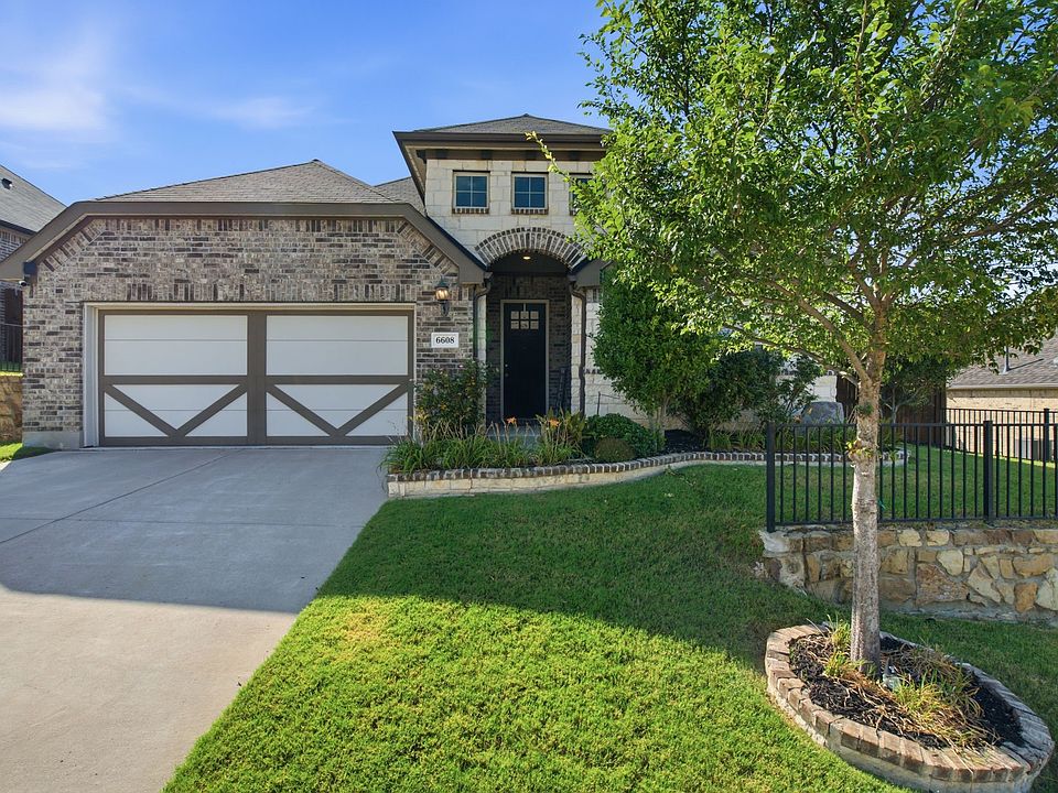 1st image of 6608 Woodmere Ct