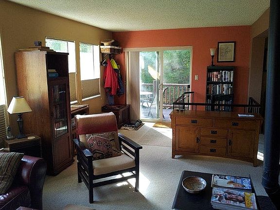 5th image of 217 Hummingbird Dr