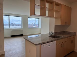 510 W 52nd St #15C, New York, NY 10019