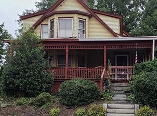 31 High St, Ware, MA 01082