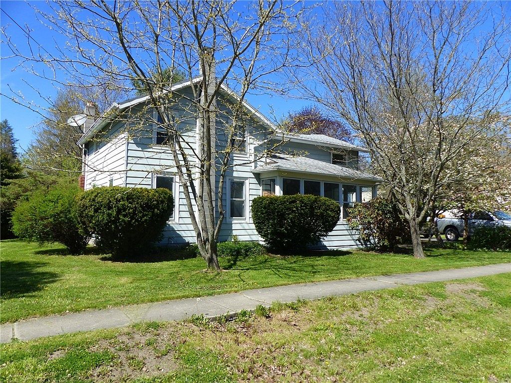 15 Stoll St, Dundee, NY 14837 Zillow