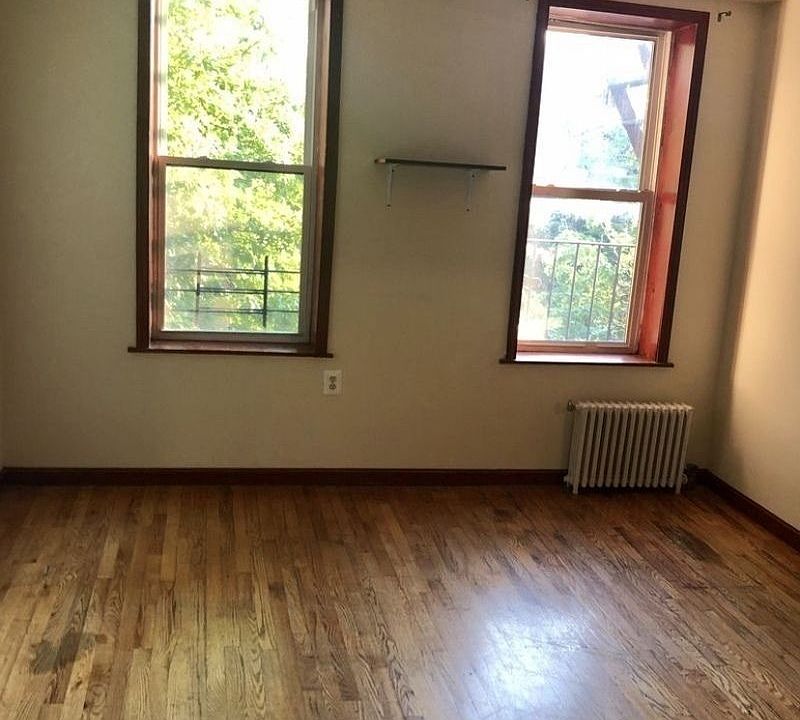 2nd image of 363 59th St #3
