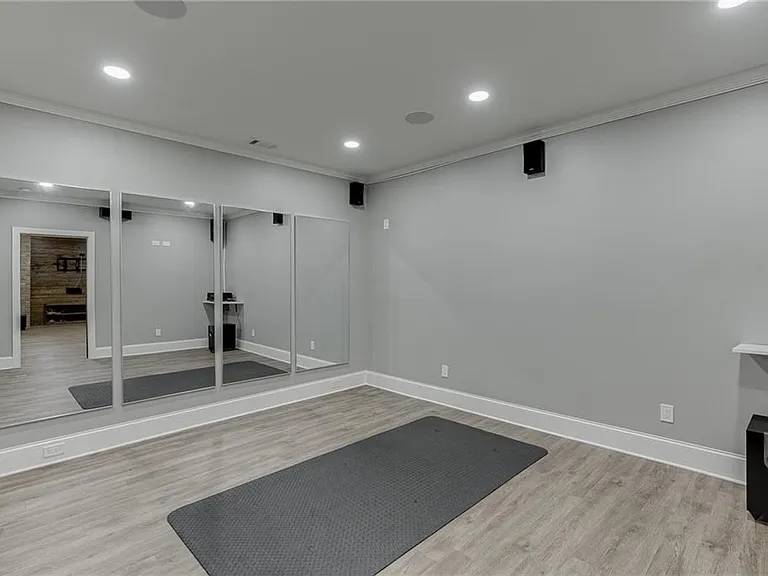 4612 Grandview Pkwy — Photo 58