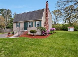 26 John Alden Cir, Bellingham, MA 02019