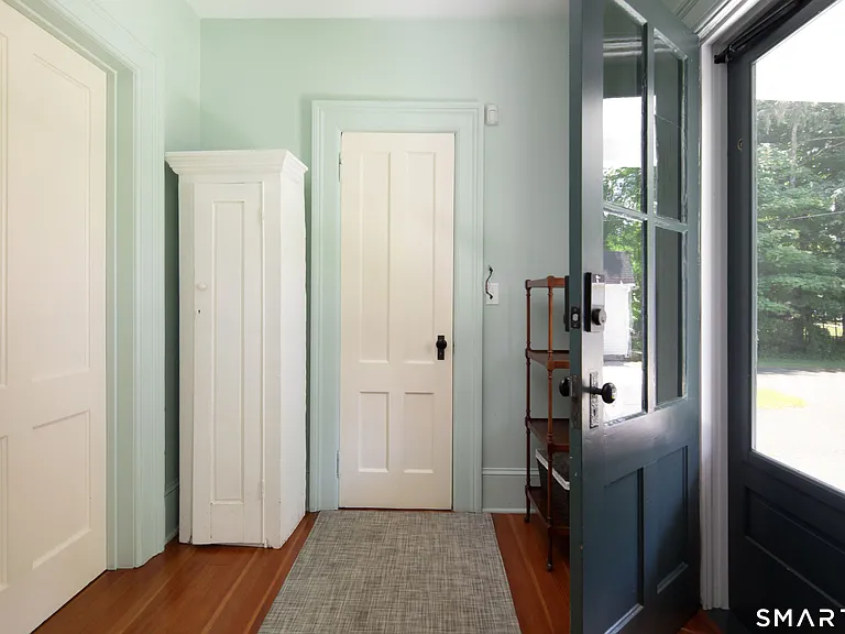 20 Ethan Allen St — Photo 18