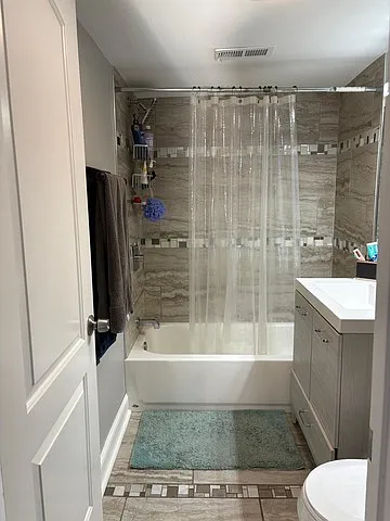 3 bed, 1350 sqft, $1,800 — Photo 3