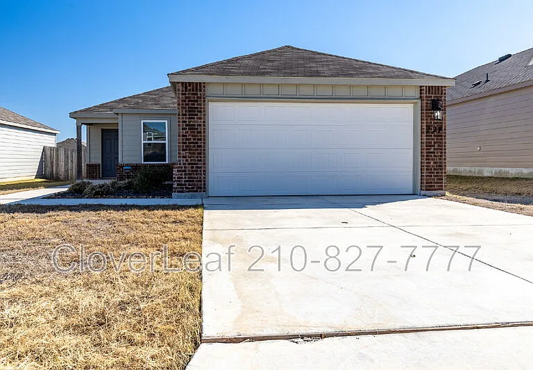 227 Stevens Smt — Photo 13
