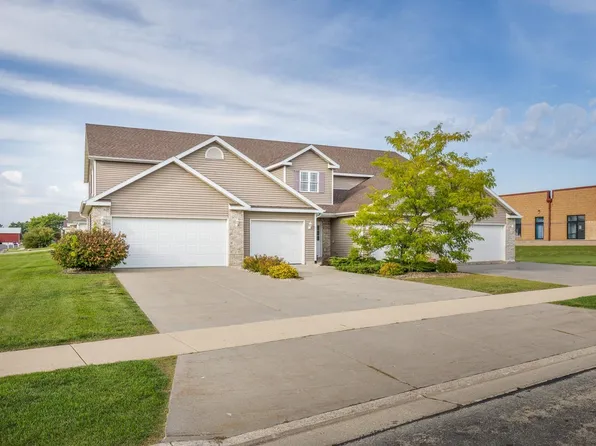 203 Douglas Dr, Brooklyn, WI 53521