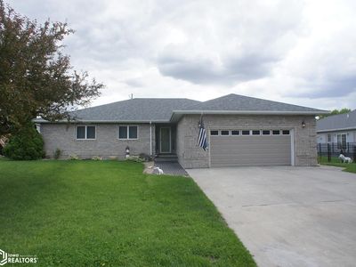 902 Fair Meadow Dr, Webster City, IA, 50595
