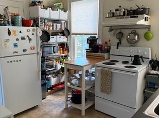 98 Bishop St #2, New Haven, CT 06511