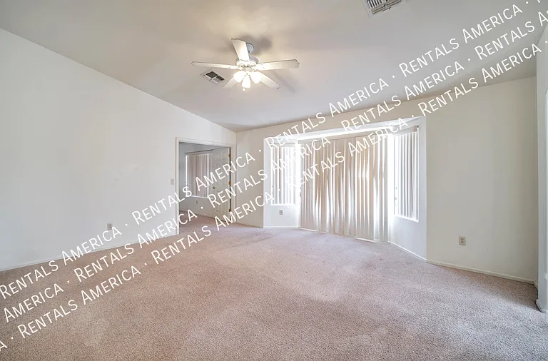 15400 S Camino Agua Azul — Photo 19