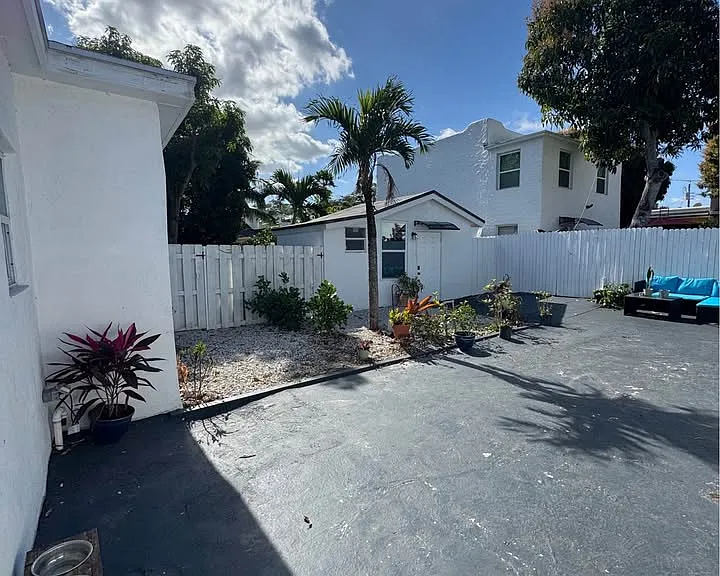 712 Nottingham Blvd #1 — Photo 15