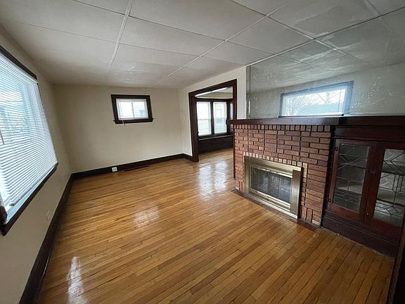 4th image of 3281 E 145th St