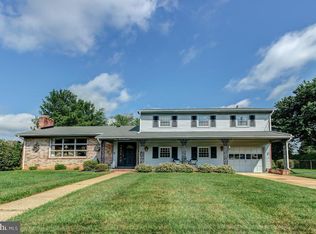 8811 Peabody St, Manassas, VA 20110