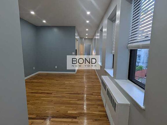 2nd image of 3 Sherwood Ave #3