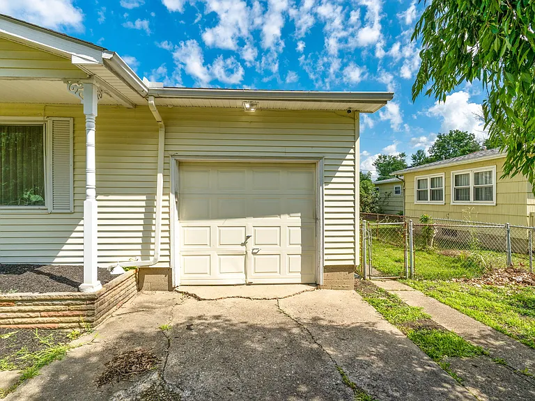 342 Buena Vista Dr — Photo 5