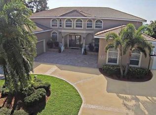 4049 Bayshore Blvd NE, Saint Petersburg, FL 33703