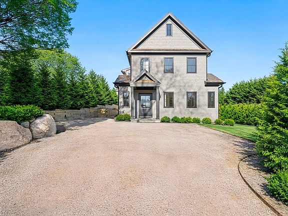 3rd image of 28 Lighthouse Ln