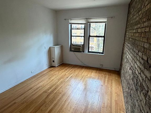 5th image of 3751-53 N Marshfield Ave #1623-25