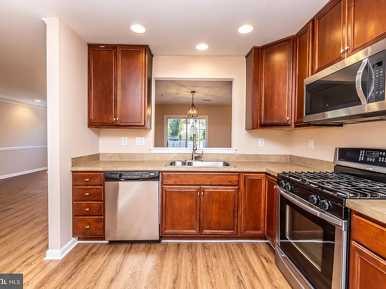 253 Flagstone Rd #7 — Photo 9