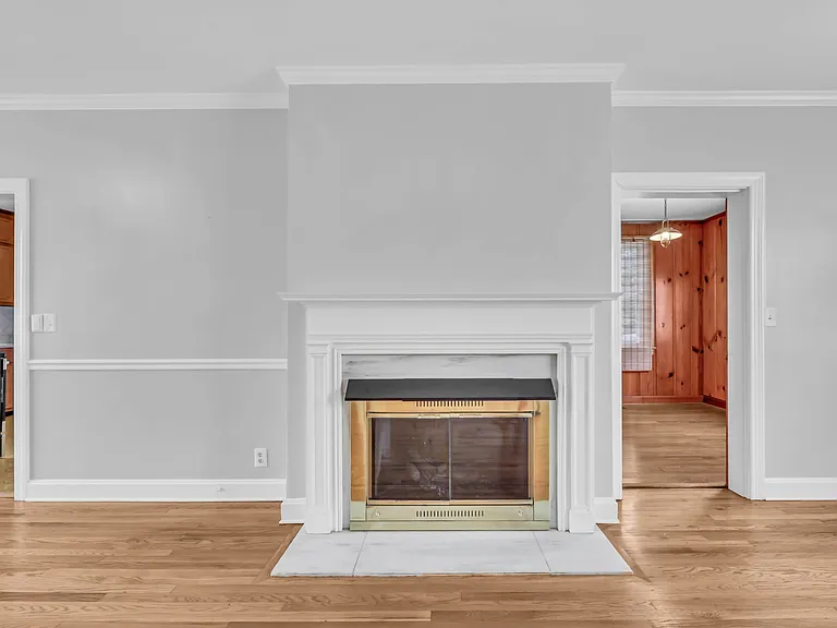 217 E Meadow Cir — Photo 17