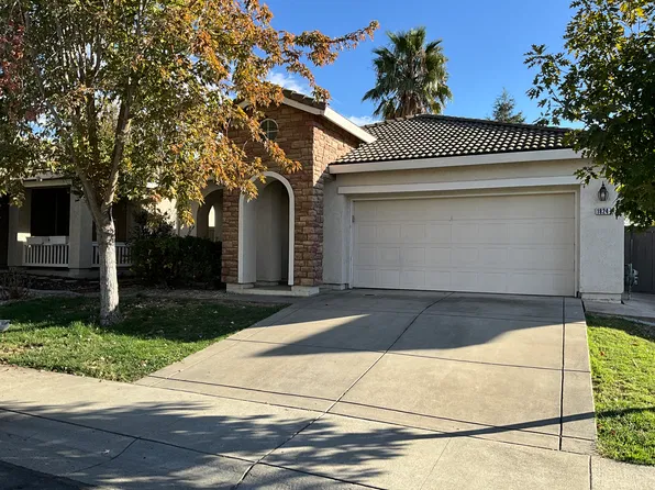 1824 Dawnelle Way, Sacramento, CA 95835