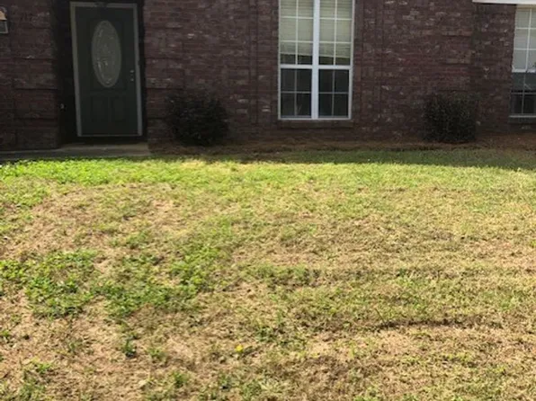 117 Gardenview Dr, Saltillo, MS 38866