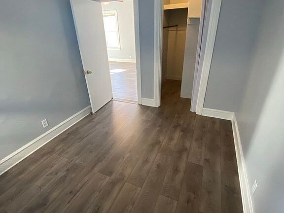4th image of 502 4th St