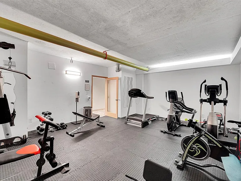 1401 S Ocean Dr #502 — Photo 44
