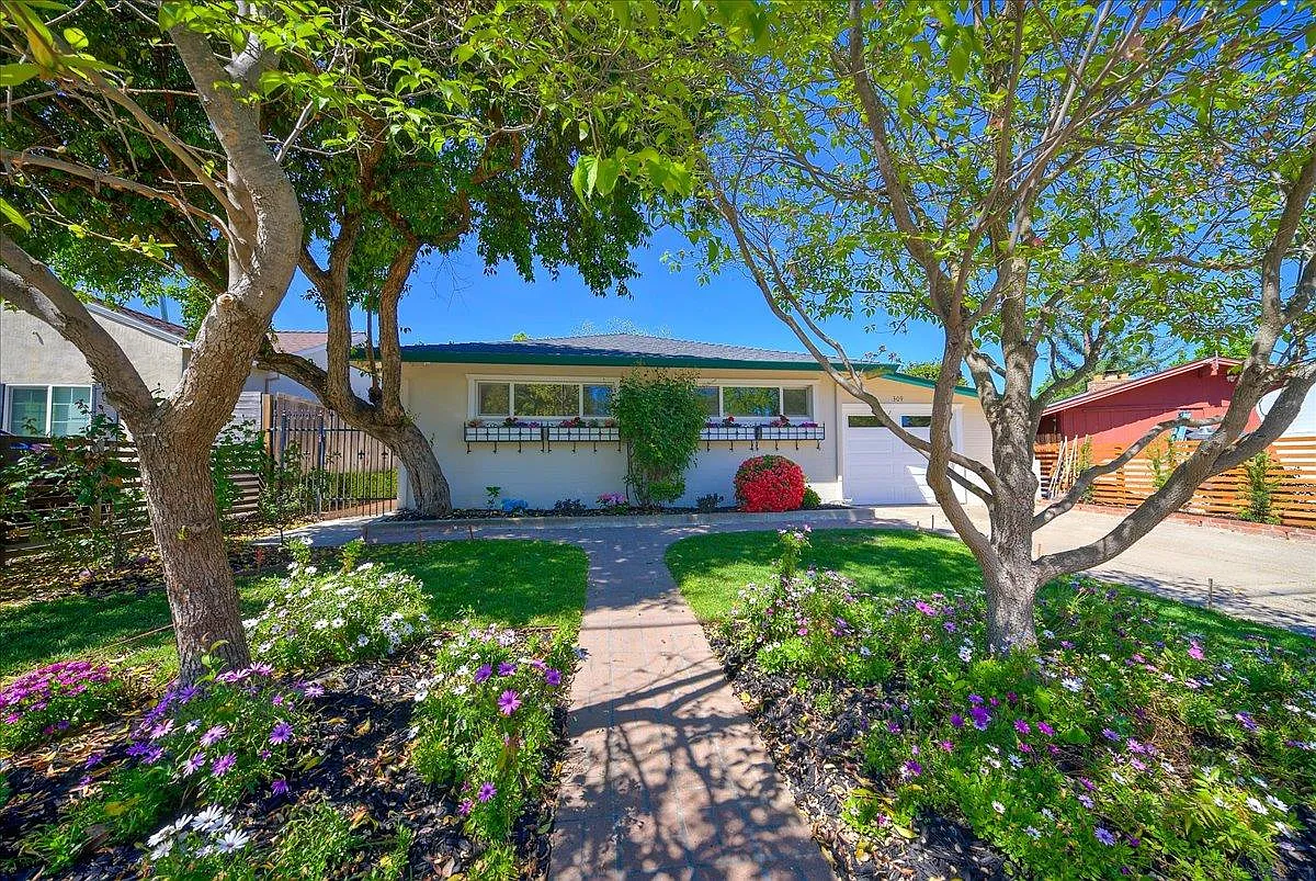 309 Maciel Ave photo 1