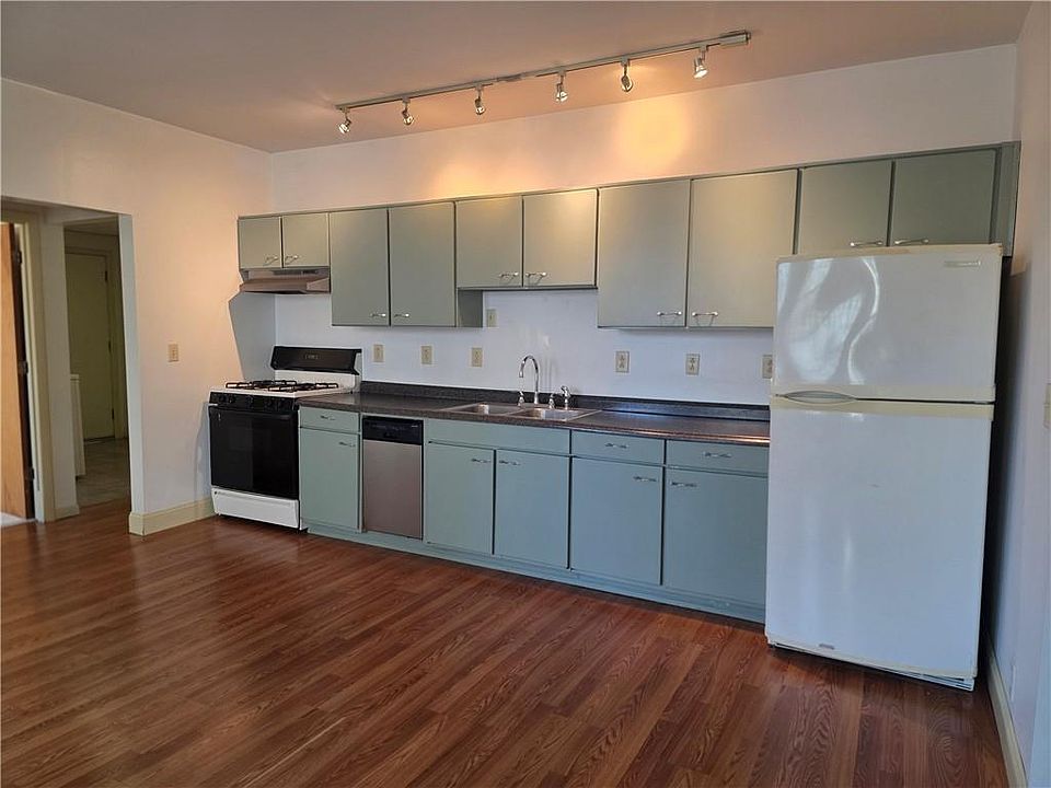 1st image of 715 W Water St #A