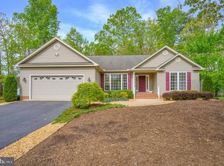 228 Yorktown Blvd, Locust Grove, VA 22508