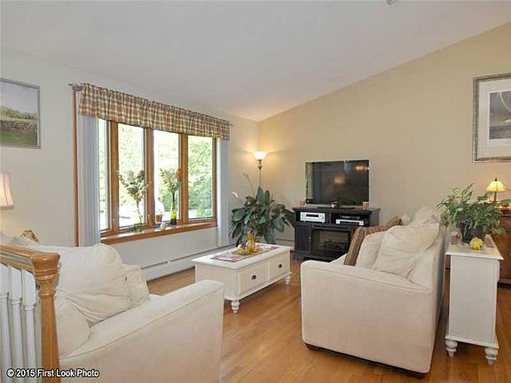 2nd image of 58 Kenny Dr