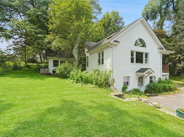 2887 Hemlock Street, Yorktown Heights, NY 10598