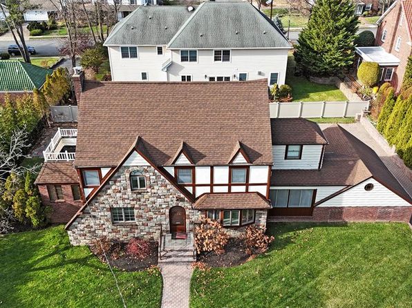 700 Carroll Pl, Teaneck, NJ 07666