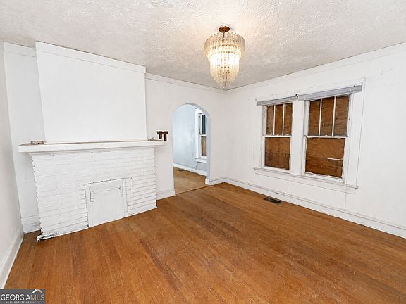 4th image of 175 Ridge Ave NW