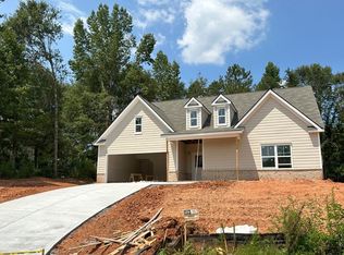 43 Crystal Ln, Commerce, GA 30529