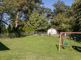 3226 Westwood Dr NW, Cedar Rapids, IA 52405
