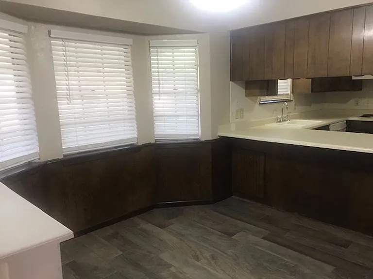 2705 John Dr — Photo 7
