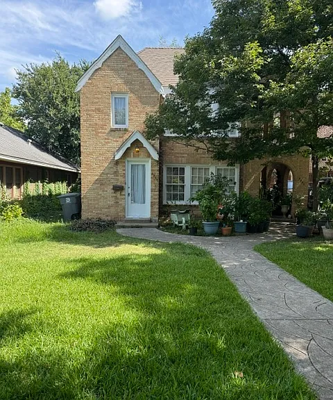 6231 Palo Pinto Ave — Photo 1
