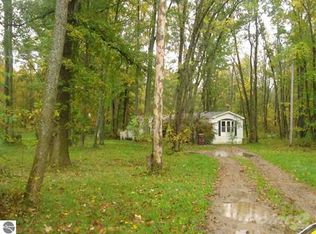 3369 Coolidge Rd, Beaverton, MI 48612