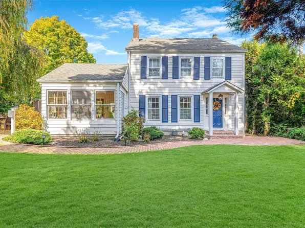 120 Shore Road, Mount Sinai, NY 11766