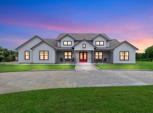 779 County Road 532a, Hallettsville, TX 77964