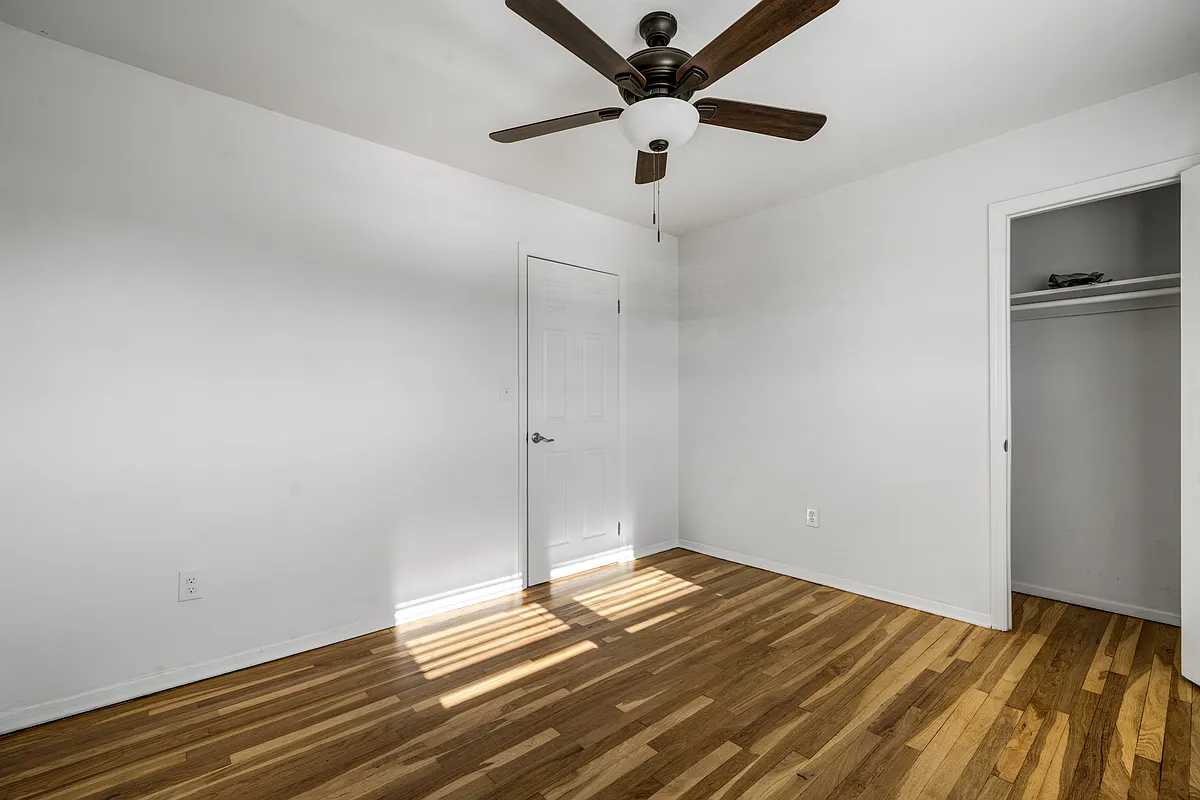 Building Photo - 748 Convery Blvd #5B