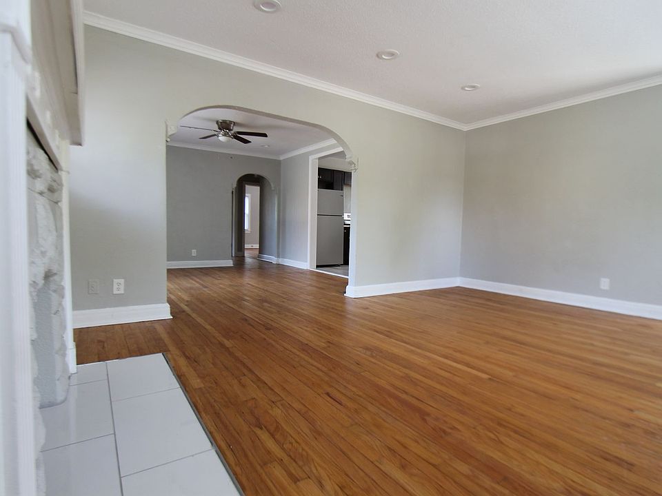 18714-16 Greenlawn Ave, photo 3