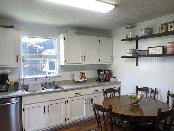 2nd image of 16173 Main Ridge Rd